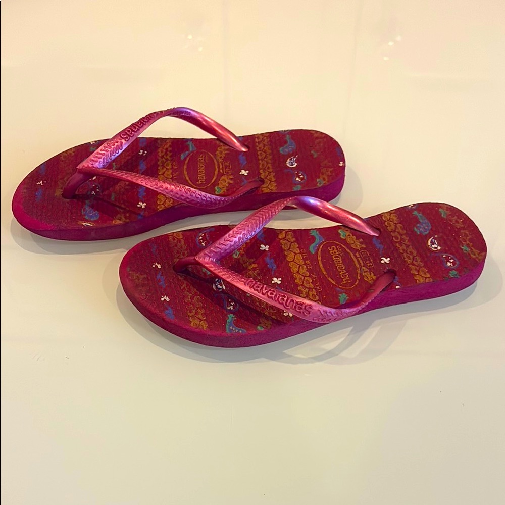 Havaianas Pink Flip Flops - Slim, little girls 13